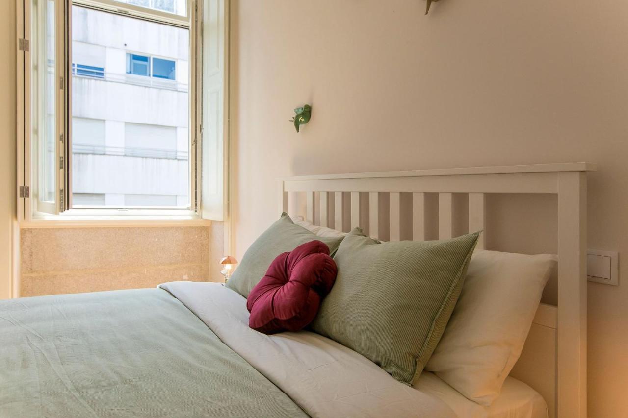Lovelystay - 2Br Flat With Ac In Duque De Loule ปอร์โต ภายนอก รูปภาพ
