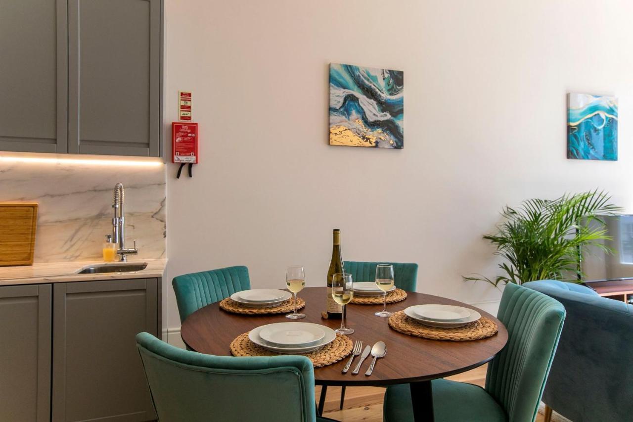 Lovelystay - 2Br Flat With Ac In Duque De Loule ปอร์โต ภายนอก รูปภาพ