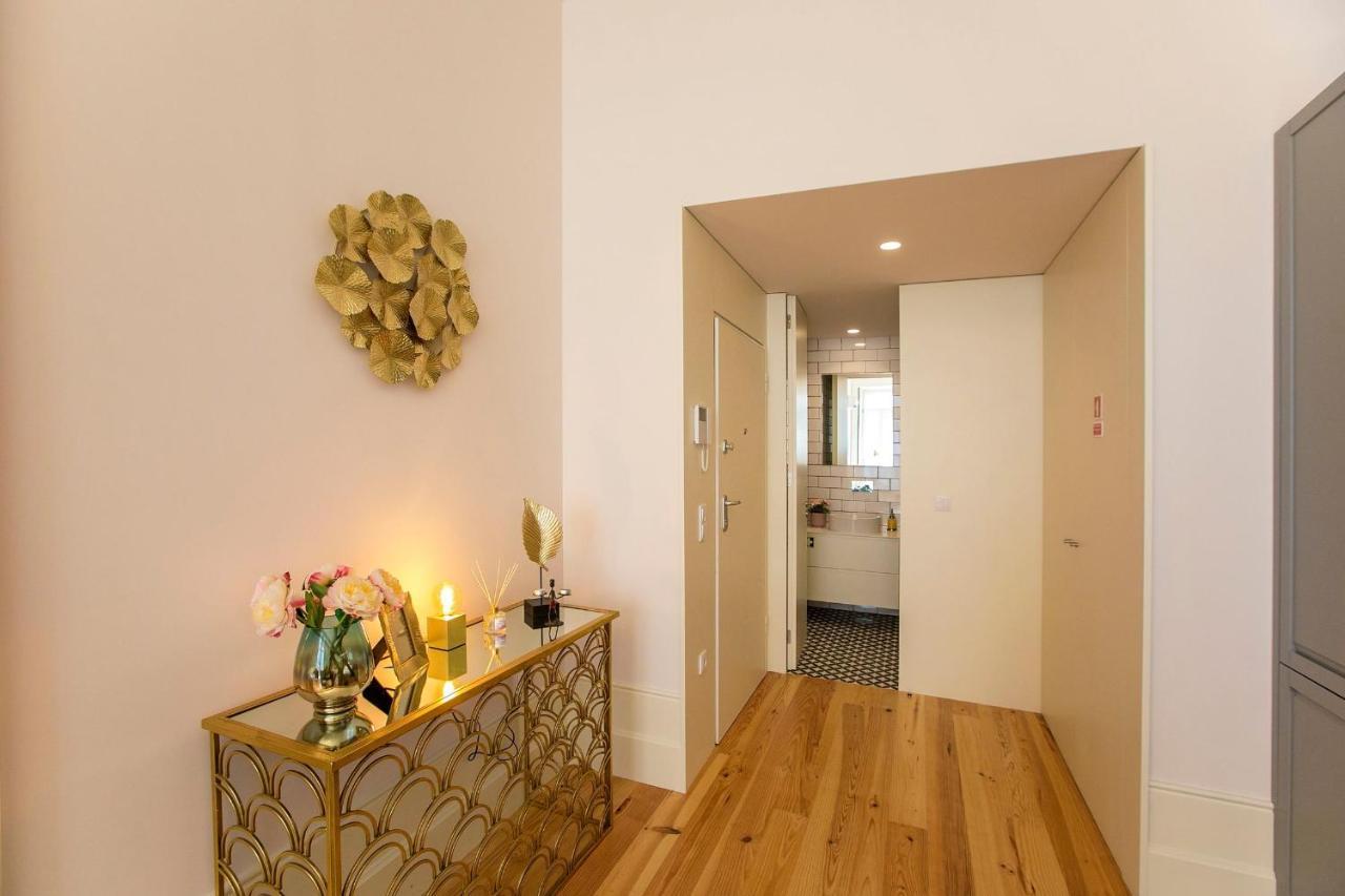 Lovelystay - 2Br Flat With Ac In Duque De Loule ปอร์โต ภายนอก รูปภาพ